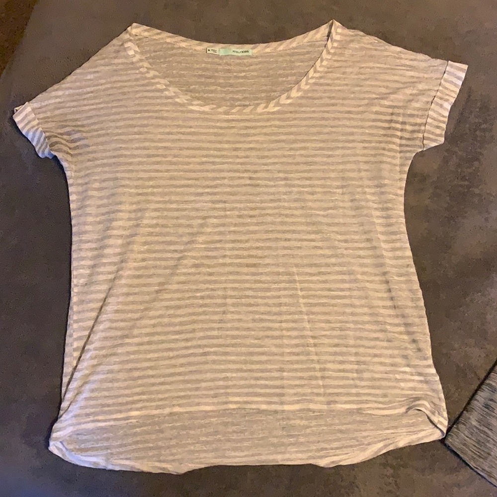 Maurice’s M tee